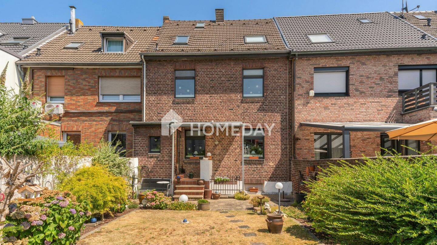 Gepflegtes Reihenmittelhaus mit Garten und Terrasse: voll unterkellert, inkl. Dachgeschoss und EBK, 41747 Viersen