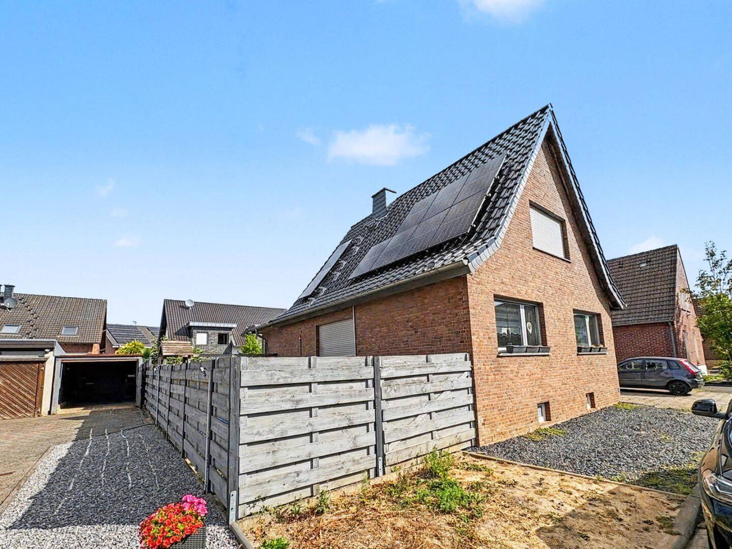 Attraktives Einfamilienhaus mit Garten in familienfreundlicher Lage von Erkelenz, 41812 Erkelenz