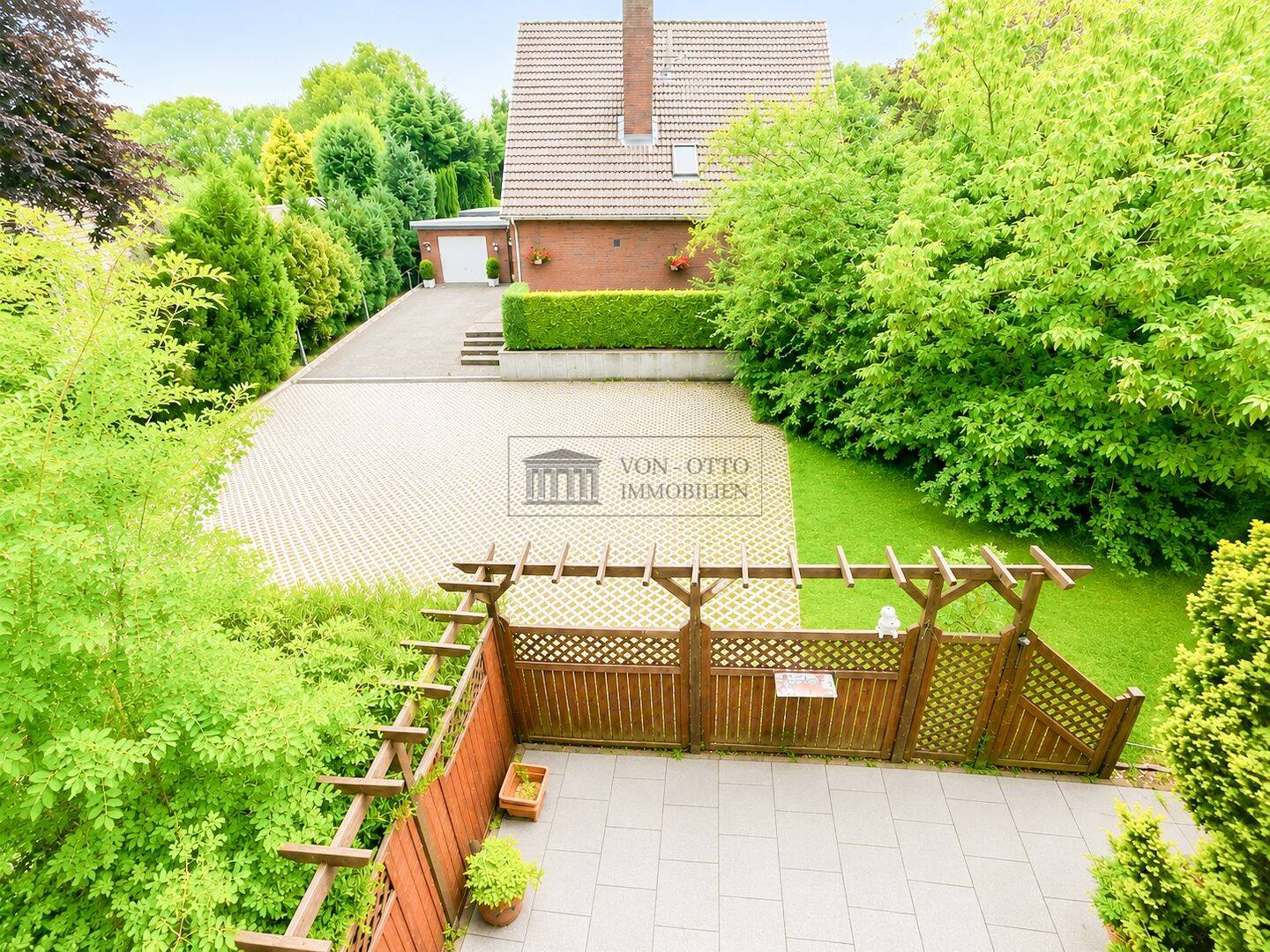 Wohnen mit Wohlfühlgarantie – Gepflegte Eigentumswohnung mit Garten und Stellplätzen, 28777 Bremen (Blumenthal Farge Lüssum-Bockhorn Rekum Rönnebeck)