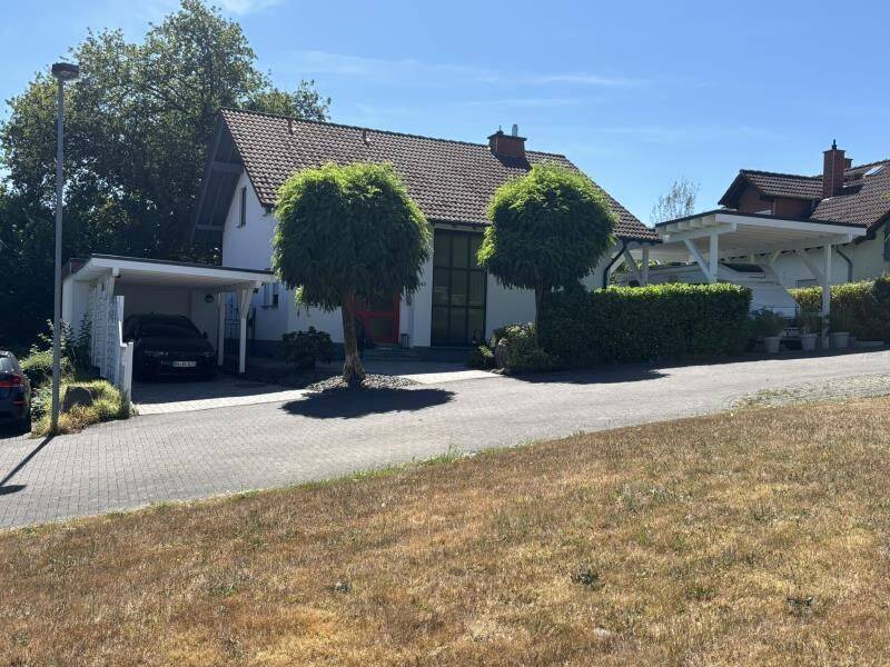 Exklusive Traumimmobilie in Westerburg: Freistehendes Einfamilienhaus in begehrter Bestlage mit großem, gepflegtem Ga…, 56457 Westerburg