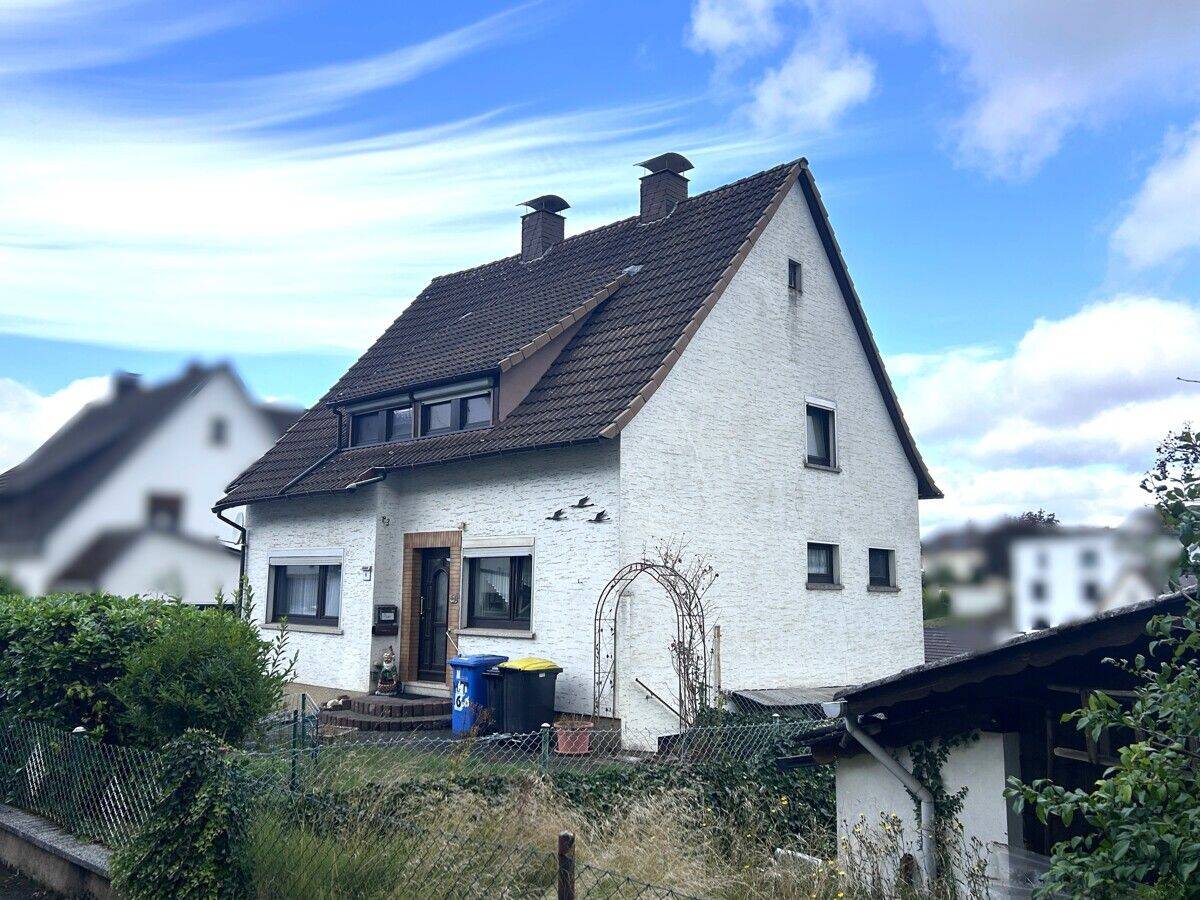 Breidenbach: Siedlungshaus mit großem Garten, 35236 Breidenbach