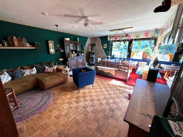 Wohnen, wo andere Urlaub machen – Bungalow mit Einliegerbereich in traumhafter Natur, 52385 Nideggen