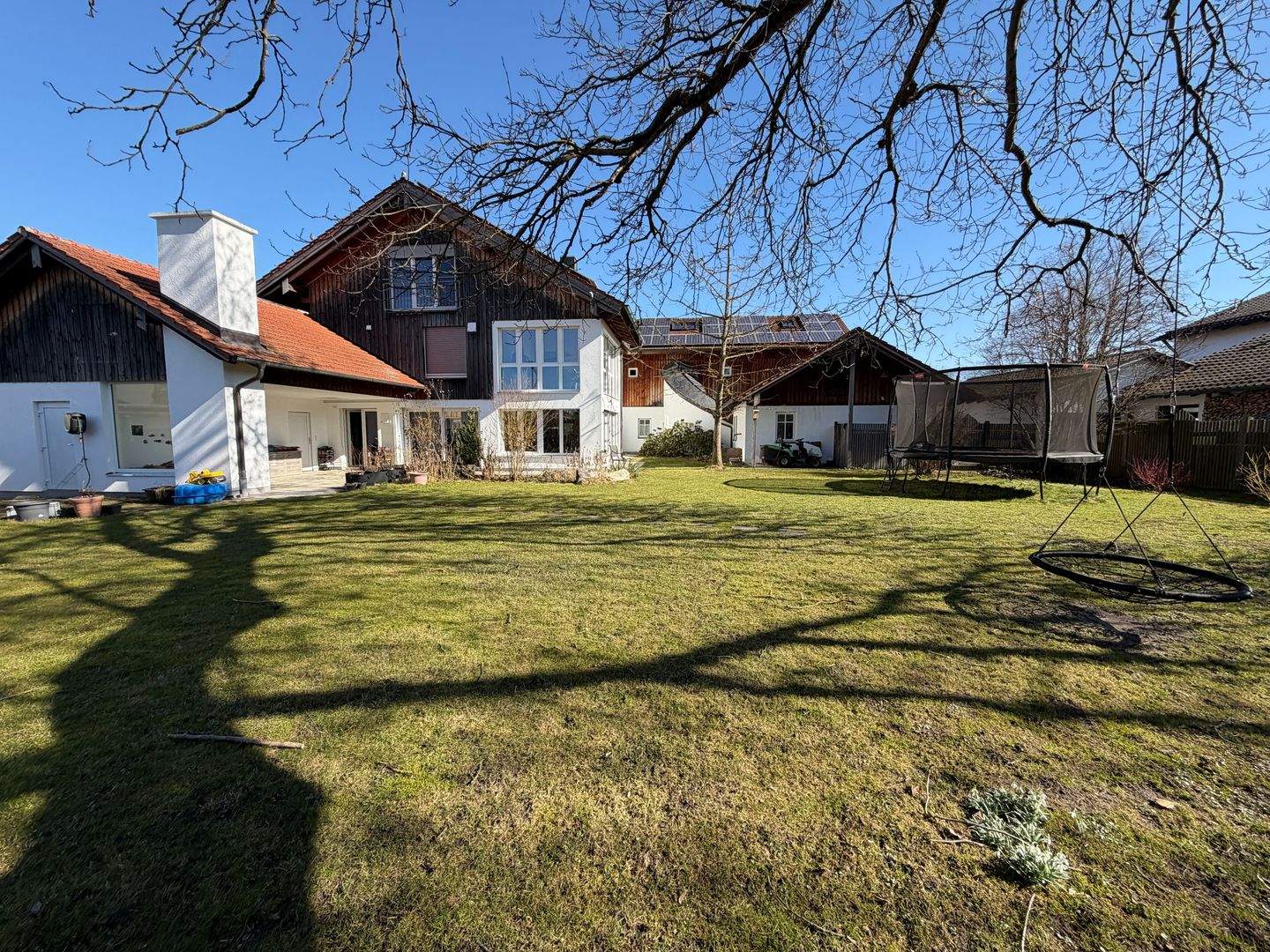 +++ WOW-Effekt garantiert: Traumhaus mit Designküche, Kamin & Gartenidylle +++, 84539 Ampfing
