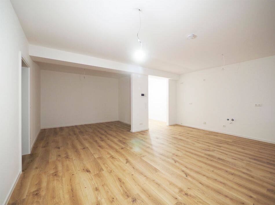 Kernsanierte Souterrainwohnung im Nauwieser Viertel!, 66111 Saarbrücken