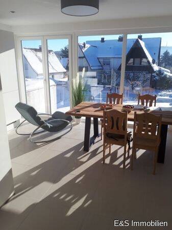 Attraktives Zweifamilienhaus in Söhrewald – modernisierte Erdgeschosswohnung & vermietetes DG, 34320 Söhrewald