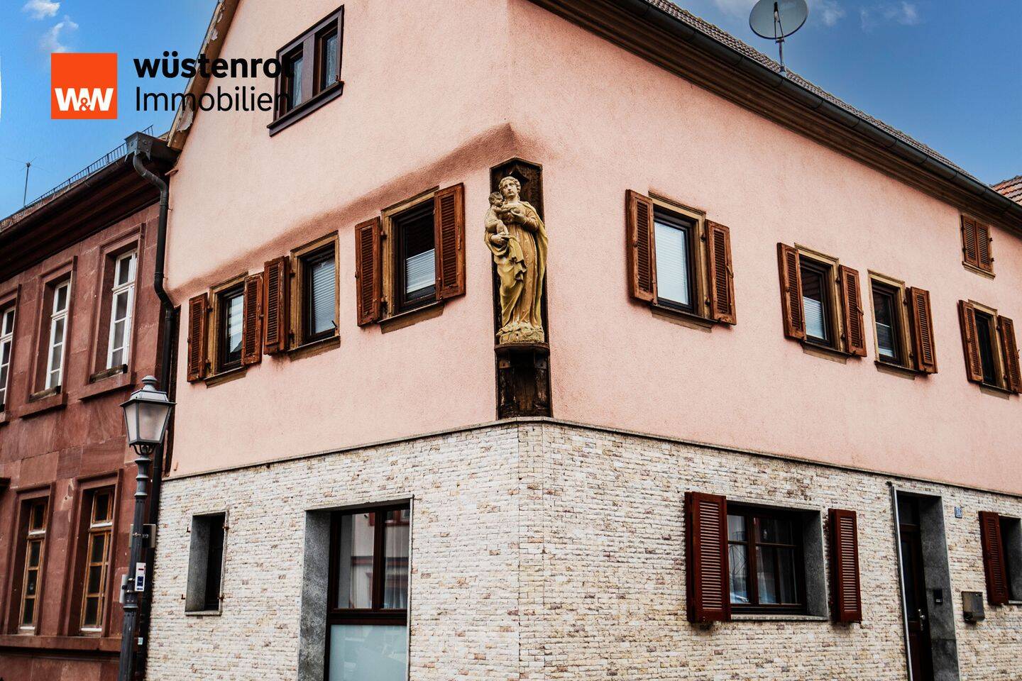 Historisches Schmuckstück – 6 Zimmer, Innenhof und Garage, 97855 Triefenstein