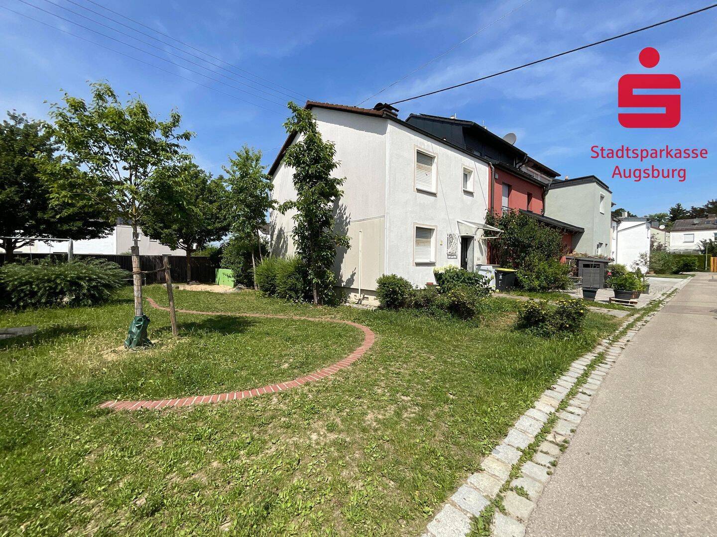 renovierungsbedürftiges Reiheneckhaus, 86316 Friedberg