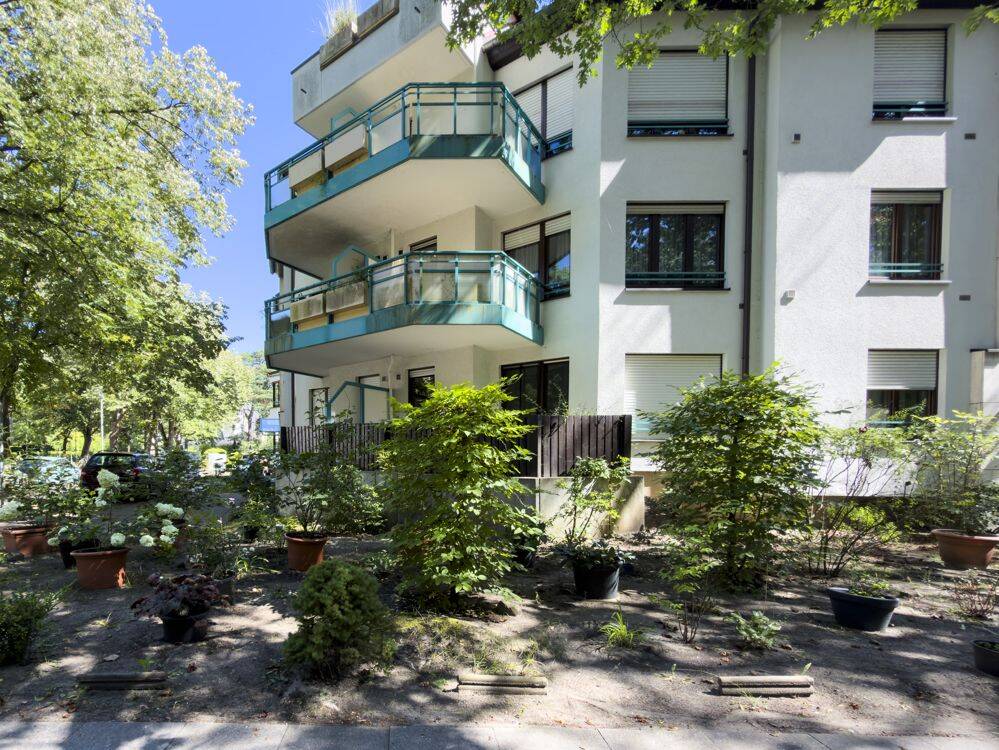 Wohnen, wo andere Urlaub machen – 2-Zimmer-Wohnung mit Balkon und Seezugang, 15738 Zeuthen