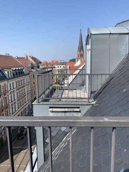 Wow* tolle DG-Wohnung mit 2 Terrassen* Lindenau* 5.OG* Laminat* EBK* Aufzug* SP anmietbar, 4177 Leipzig (Altlindenau Lindenau)