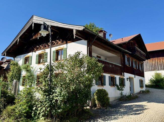 Bad Bayersoien: historisches Wohn- Geschäftshaus mit viel Charme und Potenzial, 82435 Bad Bayersoien