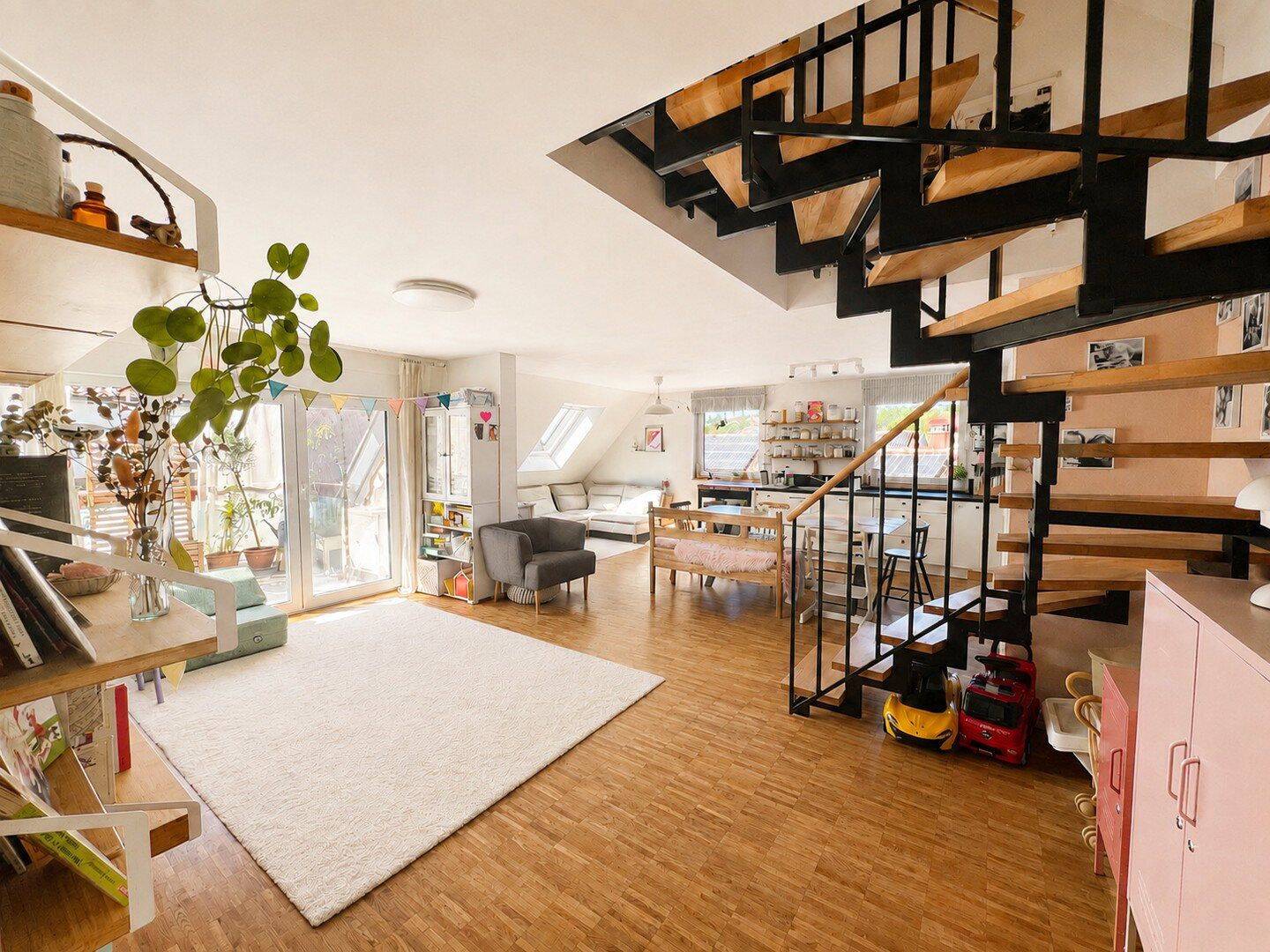 Moderne 4-Zimmer-Maisonette mit großer Dachterrasse im Ortskern, 71701 Schwieberdingen