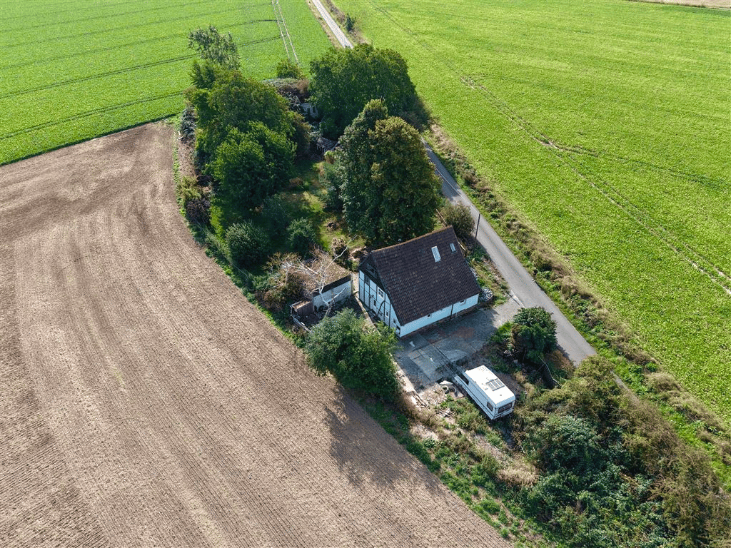 Traumhafte Alleinlage in Neuengeseke – Einfamilienhaus auf großzügigem Grundstück!, 59505 Bad Sassendorf
