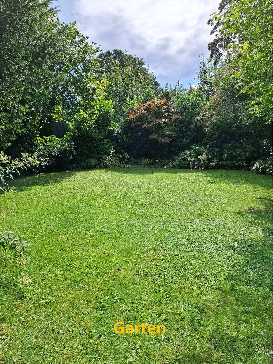 Charmante Haushälfte mit Garten und Terrasse in grüner Lage am Hexbachtal, 3-Zimmer „Nichtraucher“, 45359 Essen (Bedingrade Frintrop Schönebeck)