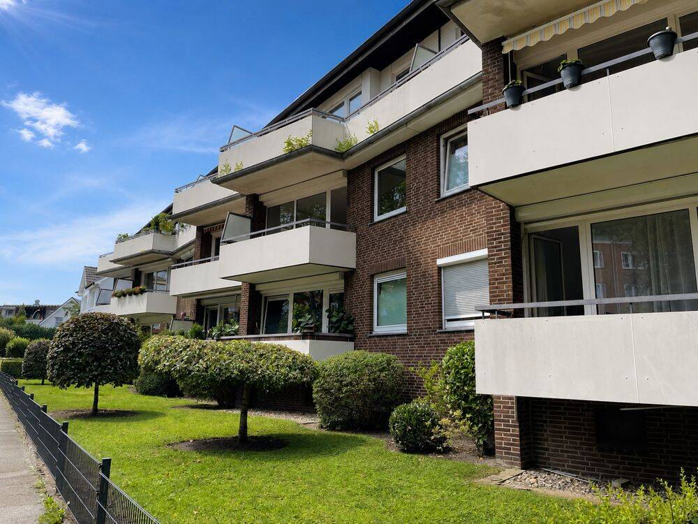 Stilvolle Eigentumswohnung mit Südwest-Balkon und TG-Stellplatz in ruhiger Lage von Rahlstedt, 22147 Hamburg (Wandsbek Rahlstedt)