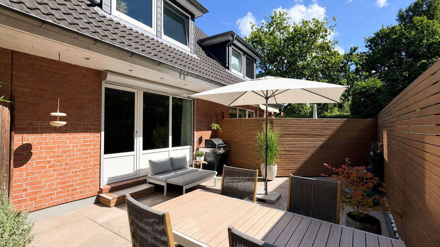 Modernes Zuhause mit Townhouse-Charakter und sonniger Südwestterrasse, 22145 Hamburg (Wandsbek Farmsen-Berne Rahlstedt)