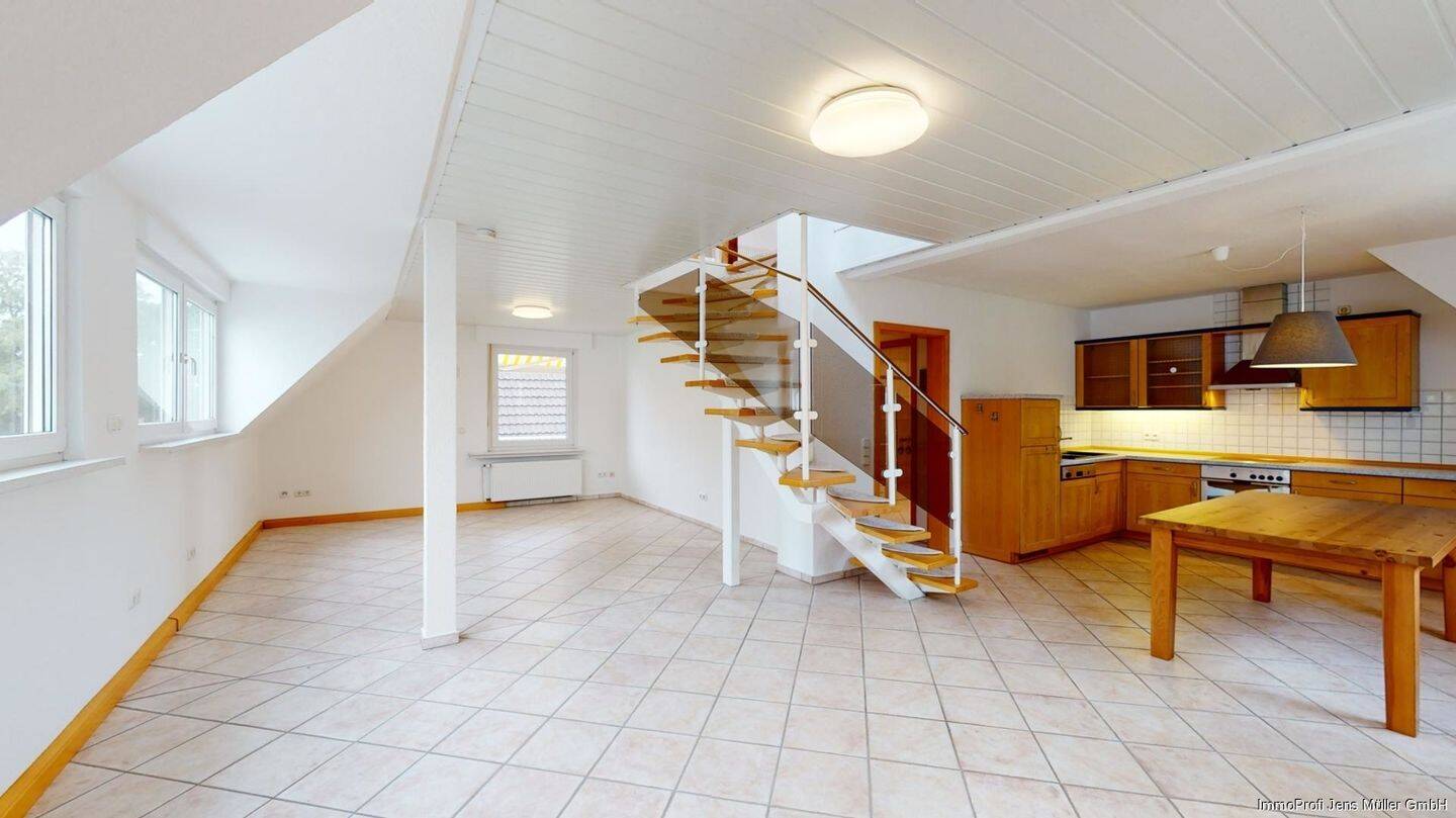 Kurzfristig beziehbar: Maisonette-Wohnung in Hamm-Werries mit Einbauküche, 59071 Hamm