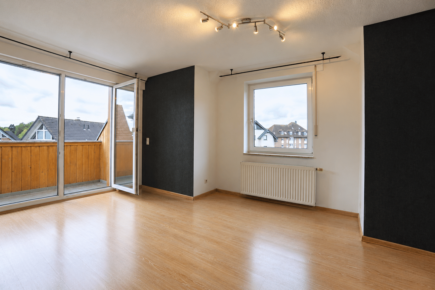 Geldern: Dachgeschoss-Highlight mit eigener Loggia, 47608 Geldern