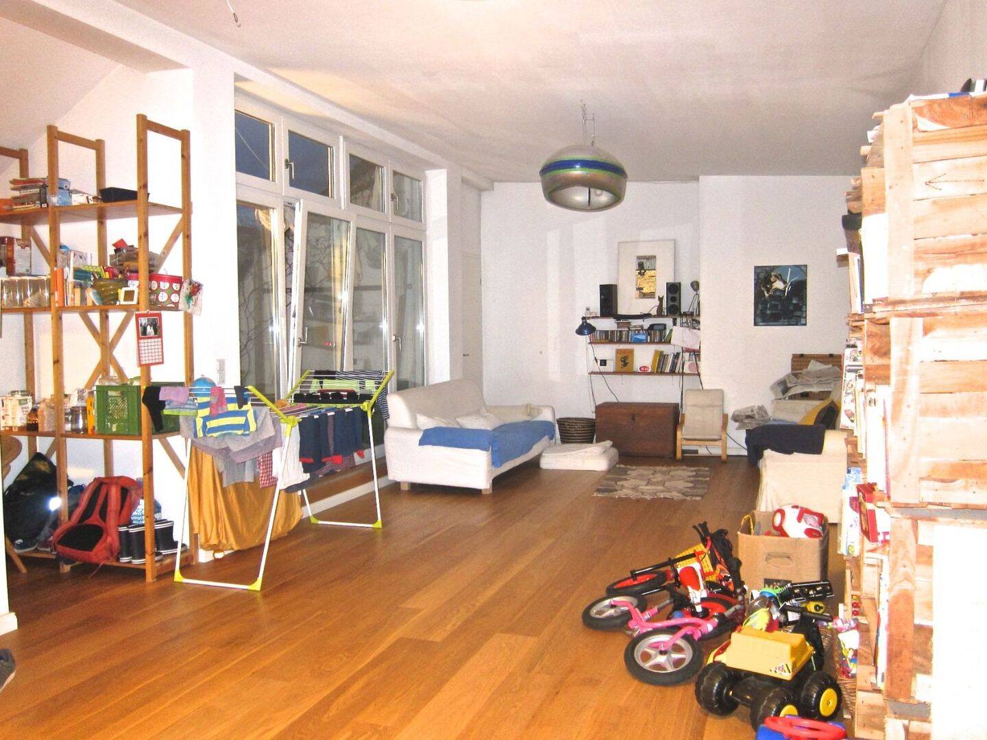 3-Zimmer Dachgeschosswohnung mitten in Friedrichshain!, 10245 Berlin (Friedrichshain-Kreuzberg Friedrichshain)