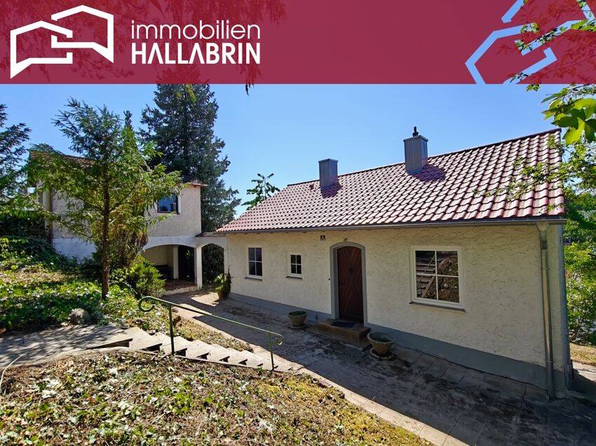 Renovierungsbedürftiges Wohnhaus mit Weitblick nahe Schulzentrum in der Kreisstadt Pfarrkirchen, 84347 Pfarrkirchen
