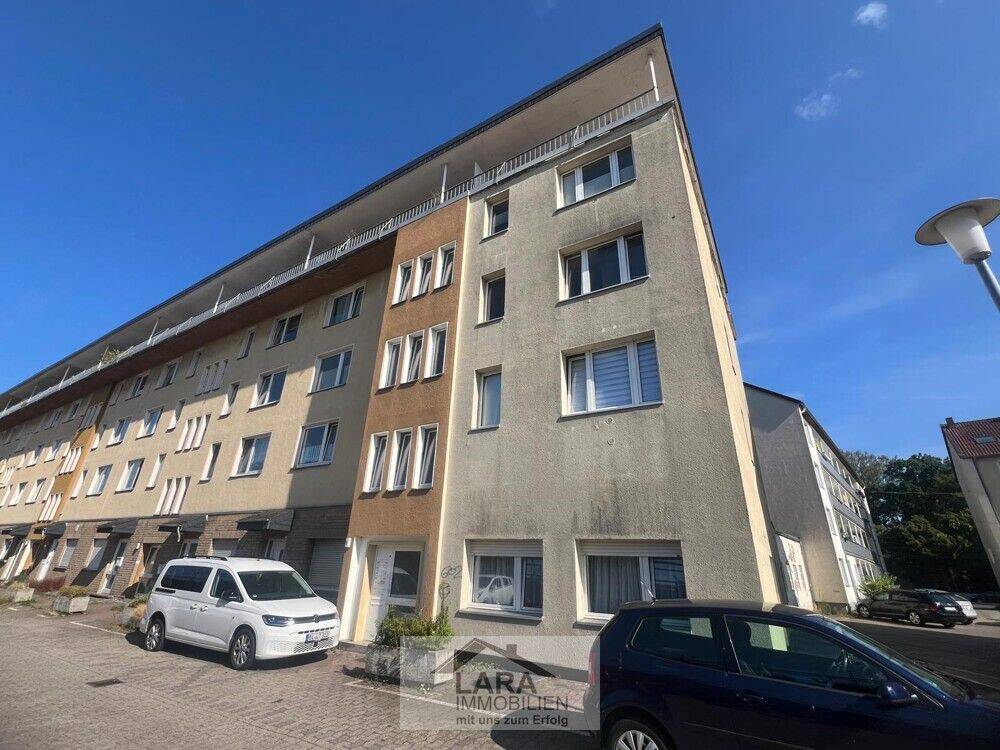 4-Zimmer-EG-Wohnung mit Terrasse, eigenem Eingang und sehr guter Verkehrsanbindung, 33609 Bielefeld (Baumheide Innenstadt Schildesche)