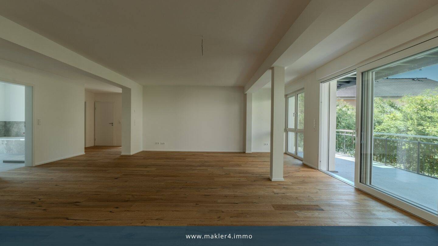 Sanierte 3,5-Zimmer-Wohnung im Obergeschoss mit Balkon | KfW 55 EE, 97714 Oerlenbach