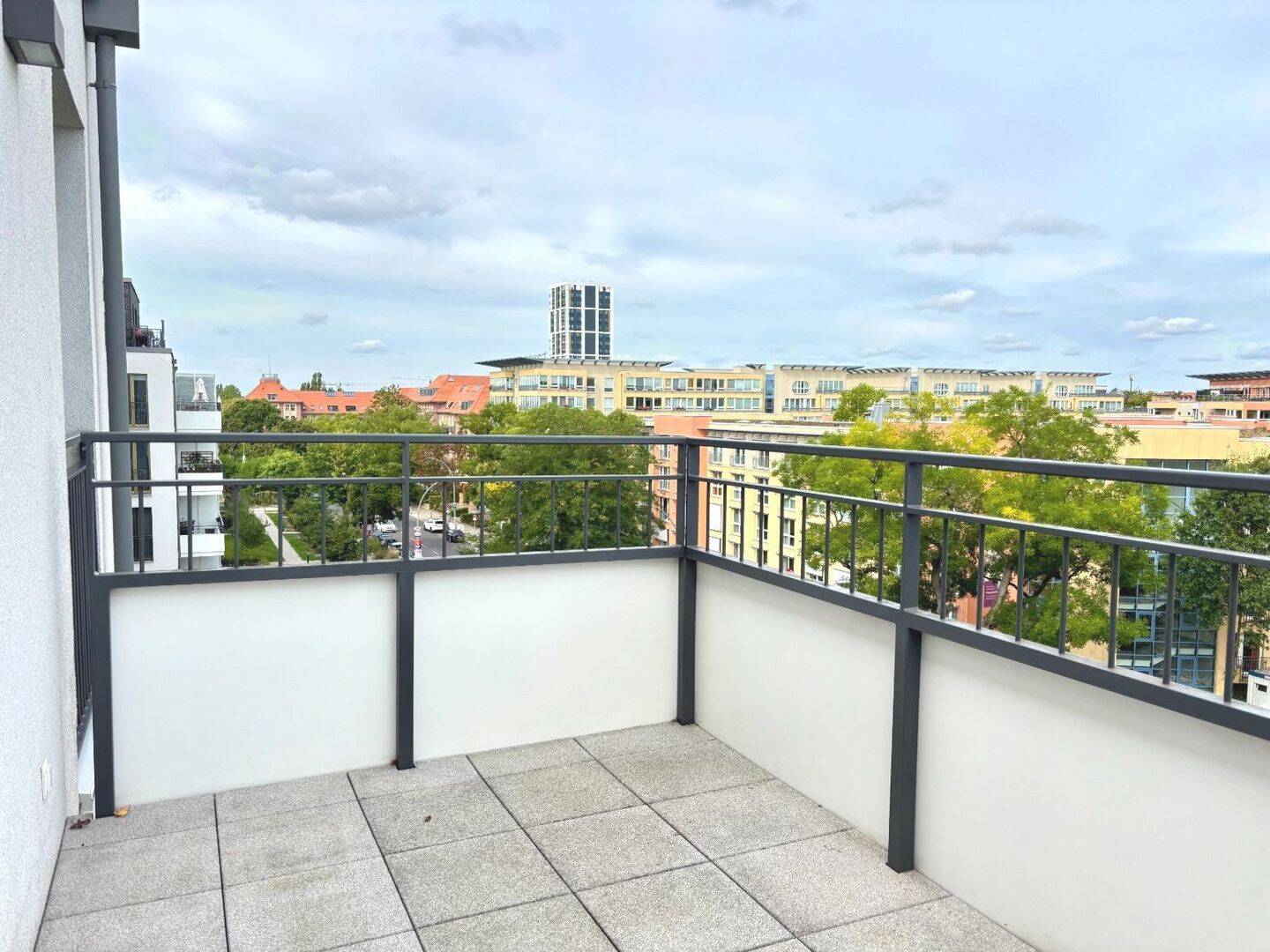 Schöne Neubauwohnung nahe Tempelhofer Feld, 12051 Berlin (Neukölln)
