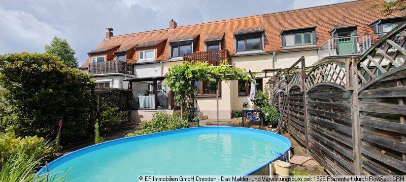 Ruhiges Reihenmittelhaus mit 300 m² Grundstück, 110,75 m² Wohnfläche, Garage, Pool, Wintergarten, Balkon, Pavillion u. Holzunterstand in 01109 Dresden, 1109 Dresden (Dresdener Heide Hellerau/Wilschdorf Hellerberge Industriegebiet Klotzsche Klotzsche)