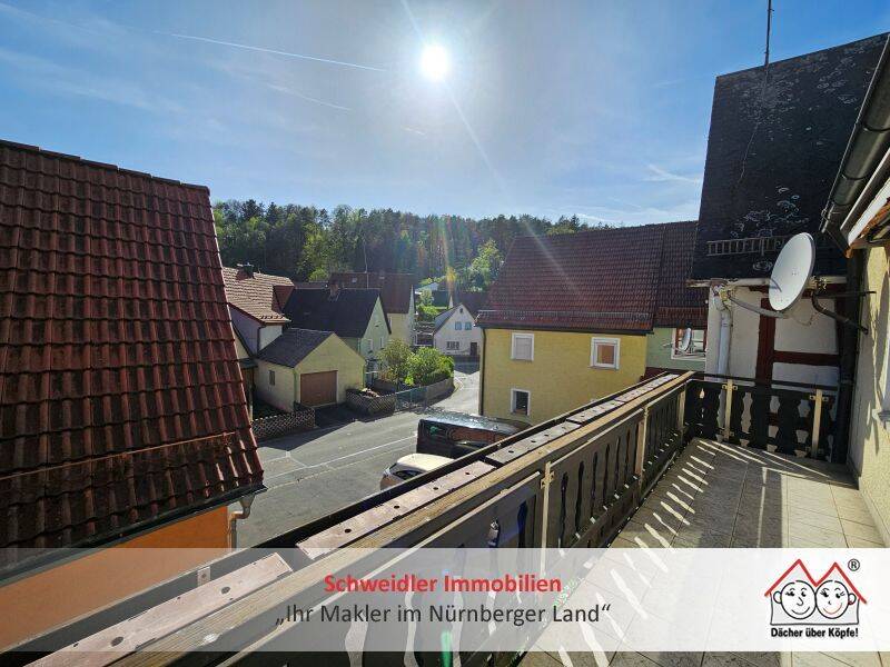 Ganz viel Platz! XXL-Haus mit Nebengebäude in ruhiger, zentraler Lage von Plech, 91287 Plech