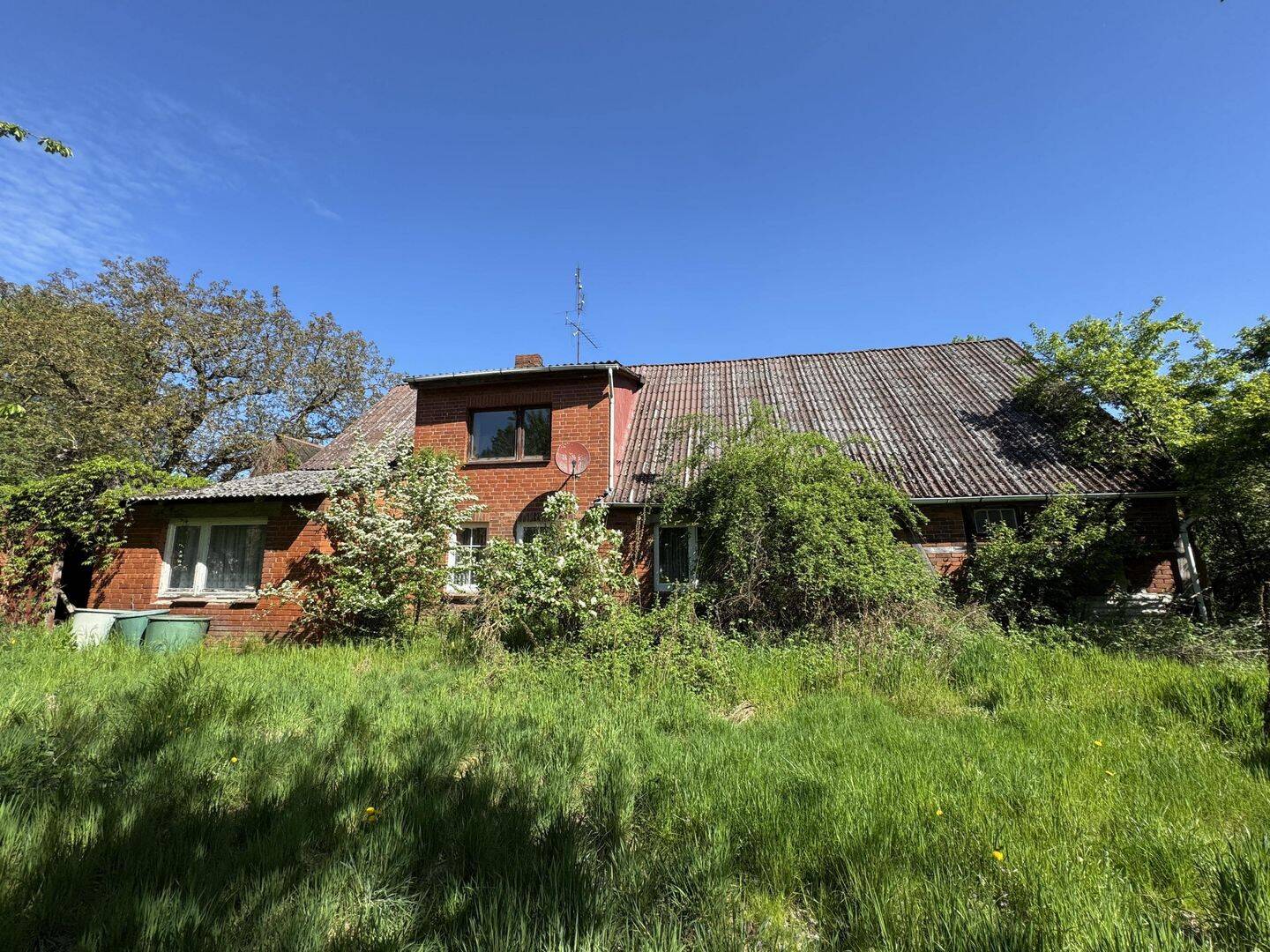 Großzügiges, ehemaliges Bauernhaus mit Nebengebäuden und viel Potenzial in ländlicher Lage, 29484 Langendorf