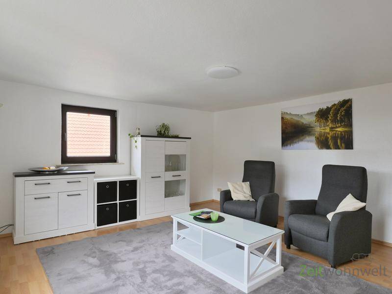 (EF1358_M) Göttingen: Roringen, neu renovierte und neu möblierte Wohnung mit PKW-Stellplatz in ruhiger Wohnlage, 37077 Göttingen
