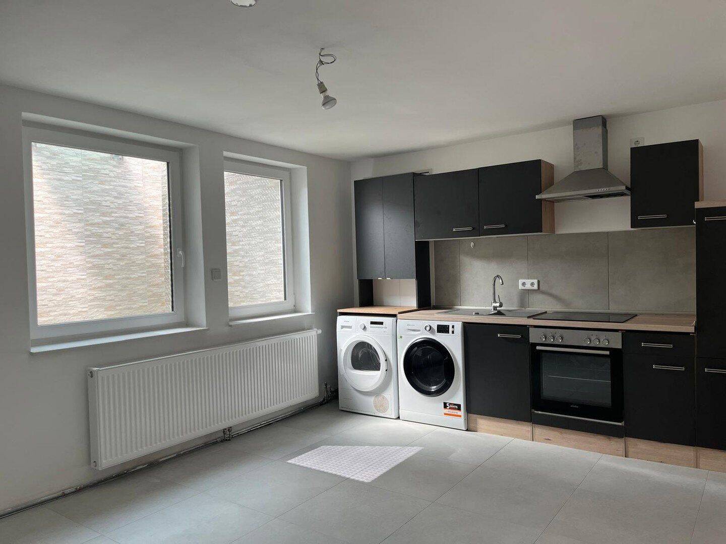 Frisch renovierte 2-Zimmer-Wohnung, 39 m², Stuttgart-Feuerbach – hell & top angebunden, 70469 Stuttgart (Feuerbach Zuffenhausen)