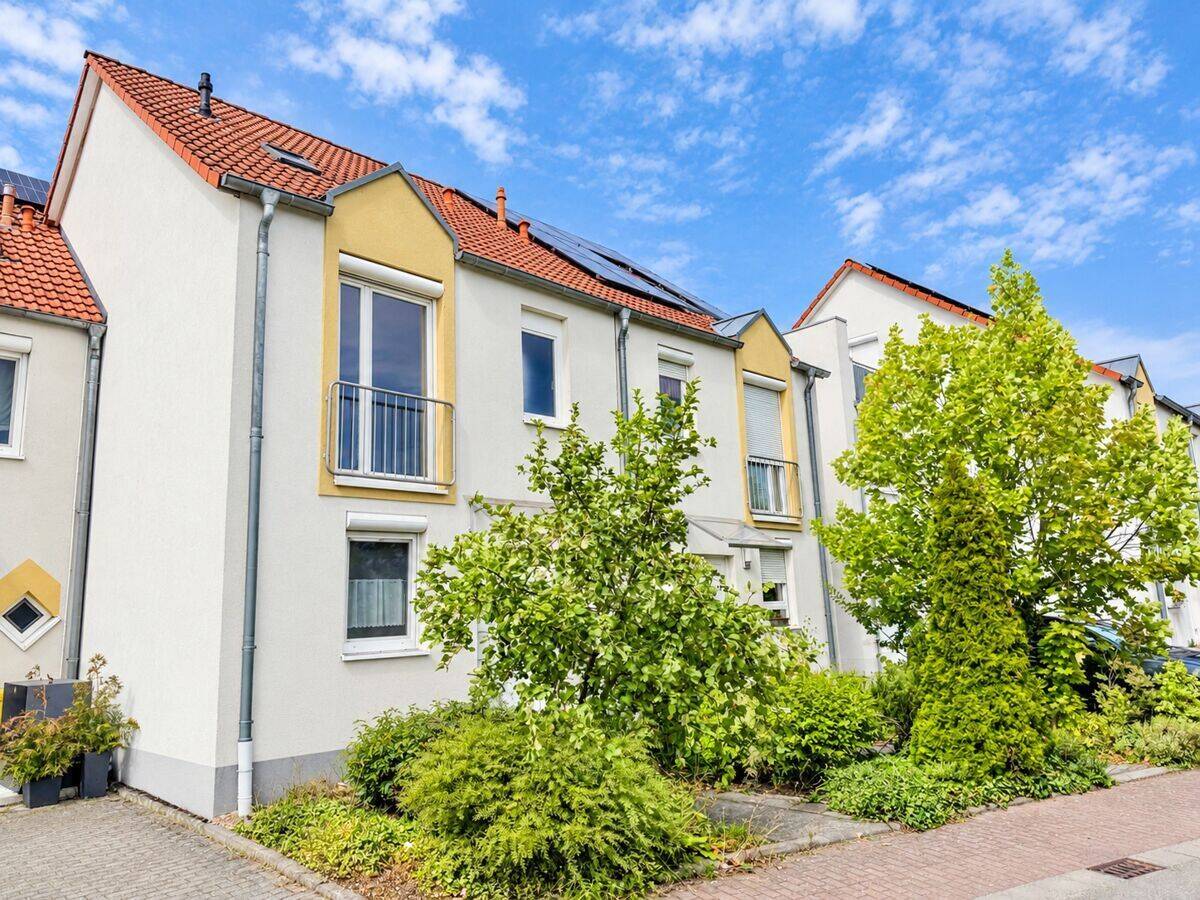 Reihenmittelhaus, Carport, Garten und viel Platz Ankommen – Wohlfühlen – Zuhause sein, 63110 Rodgau