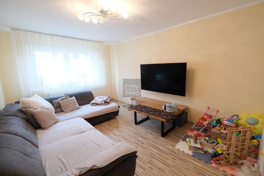 Modernisierte und top gepflegte 3-Zimmer-Wohnung mit Einbauküche in der Südstadt, 90443 Nürnberg