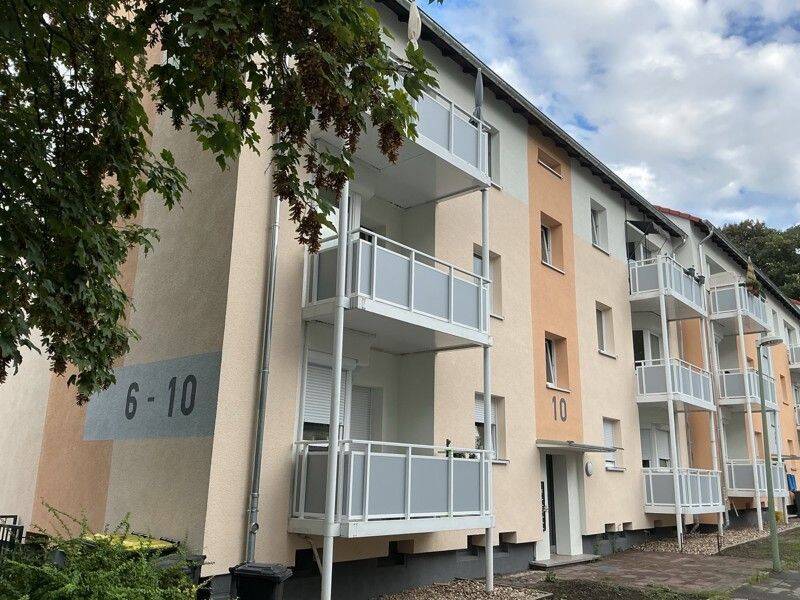 Schöne 3-Zimmer Erdgeschosswohnung mit Balkon und hellem Bad, 45701 Herten
