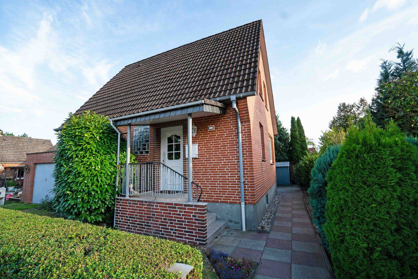 Familienfreundliches Einfamilienhaus mit Garten in angenehmer Wohngegend, 21481 Lauenburg/Elbe