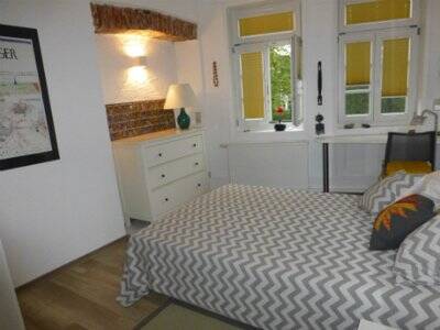 Tübingen Zentrum, sehr schöne, möblierte EG-Wohnung mit Terrasse nur befristet an 1 berufstätige Person, 72074 Tübingen