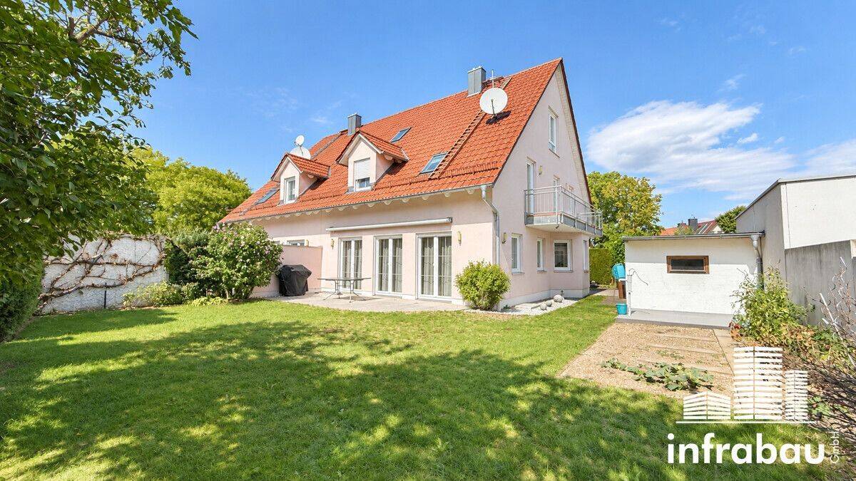 Hochwertige und moderne Doppelhaushälfte mit viel Platz in Haunstetten!, 86179 Augsburg (Haunstetten Siebenbrunn)