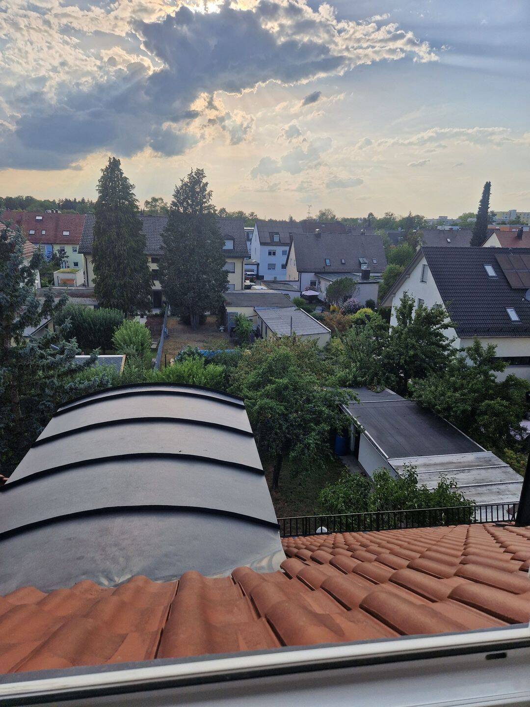 Studentenwohnung mit 1,5 Zimmern am Lerchenauer See / OEZ, 80995 München (Allach-Untermenzing Feldmoching-Hasenbergl Moosach)