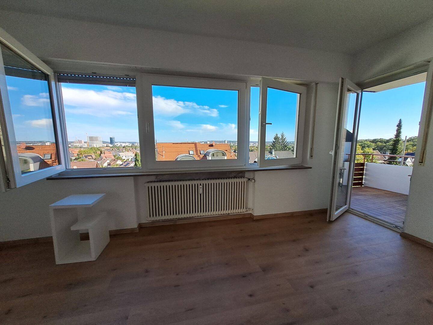 3-Zimmer-Terrassenwohnung mit Aussicht, 2024 renoviert, PRIVATVERKAUF, 70565 Stuttgart (Dürrlewang Fasanenhof Möhringen Rohr Vaihingen)