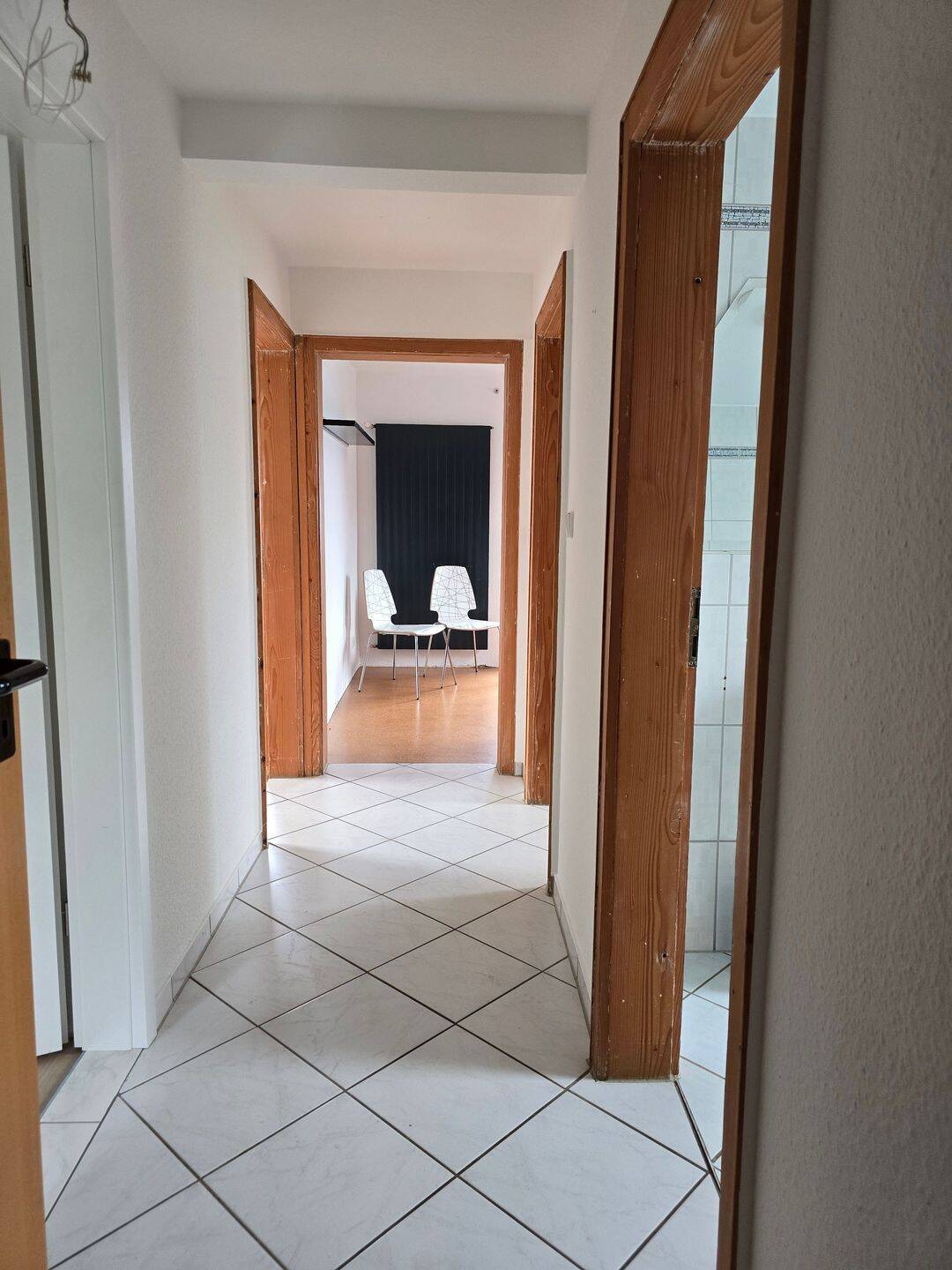 2,5 Zimmer DG- Wohnung , 490,00 € Kaltmiete, 77855 Achern