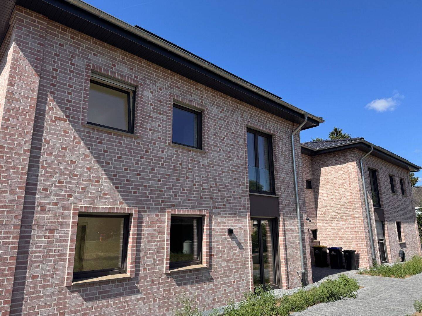 Erstbezug | 3 Zimmer Obergeschoss Mietwohnung Rechts | Balkon | Aufzug | Tiefgarage | KfW40 | Varensell | Nähe Gütersloh | Verl, 33397 Rietberg