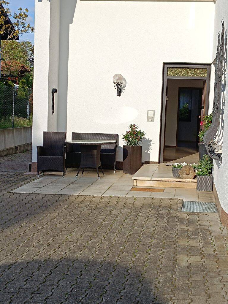Beste Wohnlage Pforzheim – helle, ruhige 2 Zi.Whg in 2 FH zu vermieten, 75173 Pforzheim