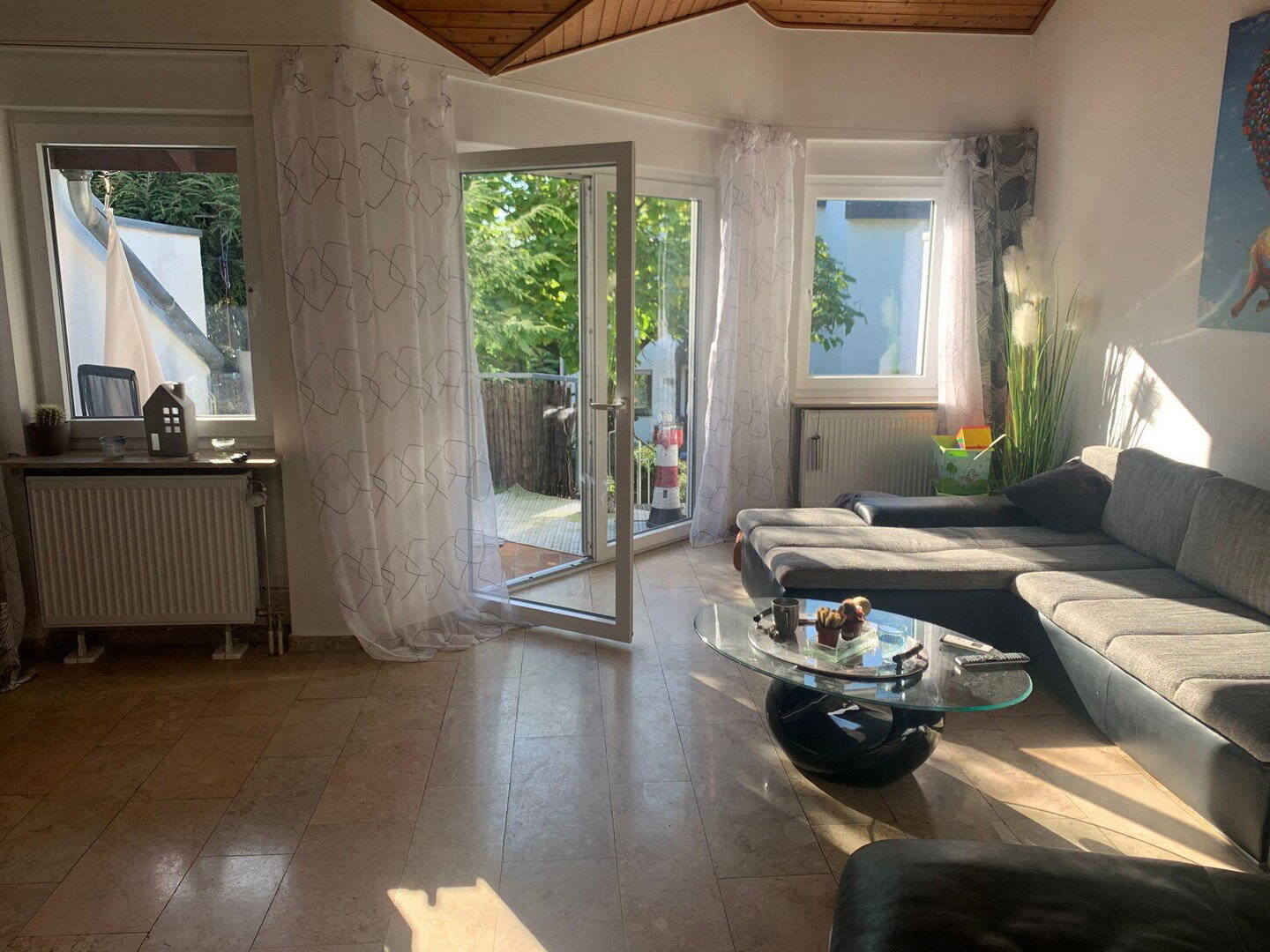 helle 5 Zimmer / großzügiges Haus in 63263 Neu-Isenburg “ Einzugsfertig“ Energie D 110, 63263 Neu-Isenburg