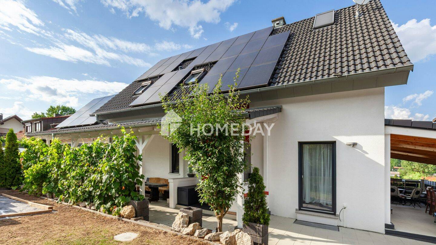 Großzügiges A+Einfamilienhaus mit Einliegerwohnung, 2 PV-Anlagen und Kaminofen in Etzelskirchen, 91315 Höchstadt a.d. Aisch