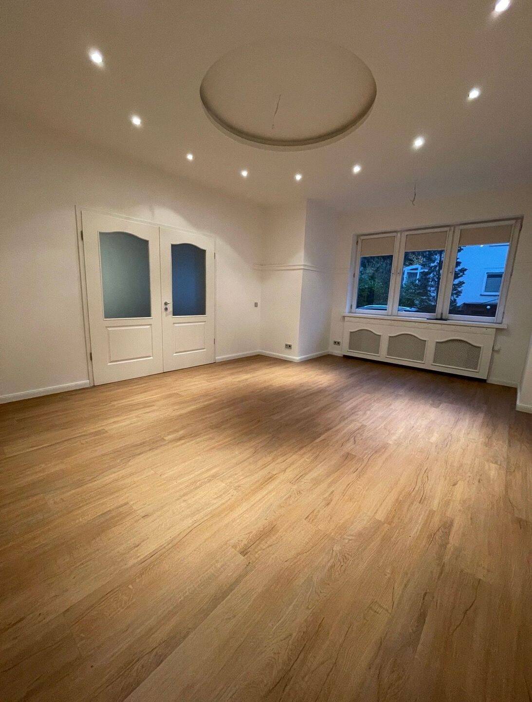 Lebendig wohnen in der List: 3-Zimmer-Wohnung nach Sanierung, 30177 Hannover