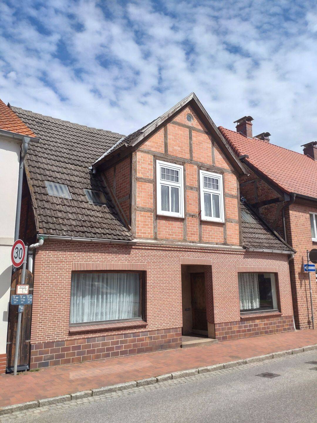 Omas Haus – Ziegelhaus mit Fachwerk an der Elbe, 19303 Dömitz