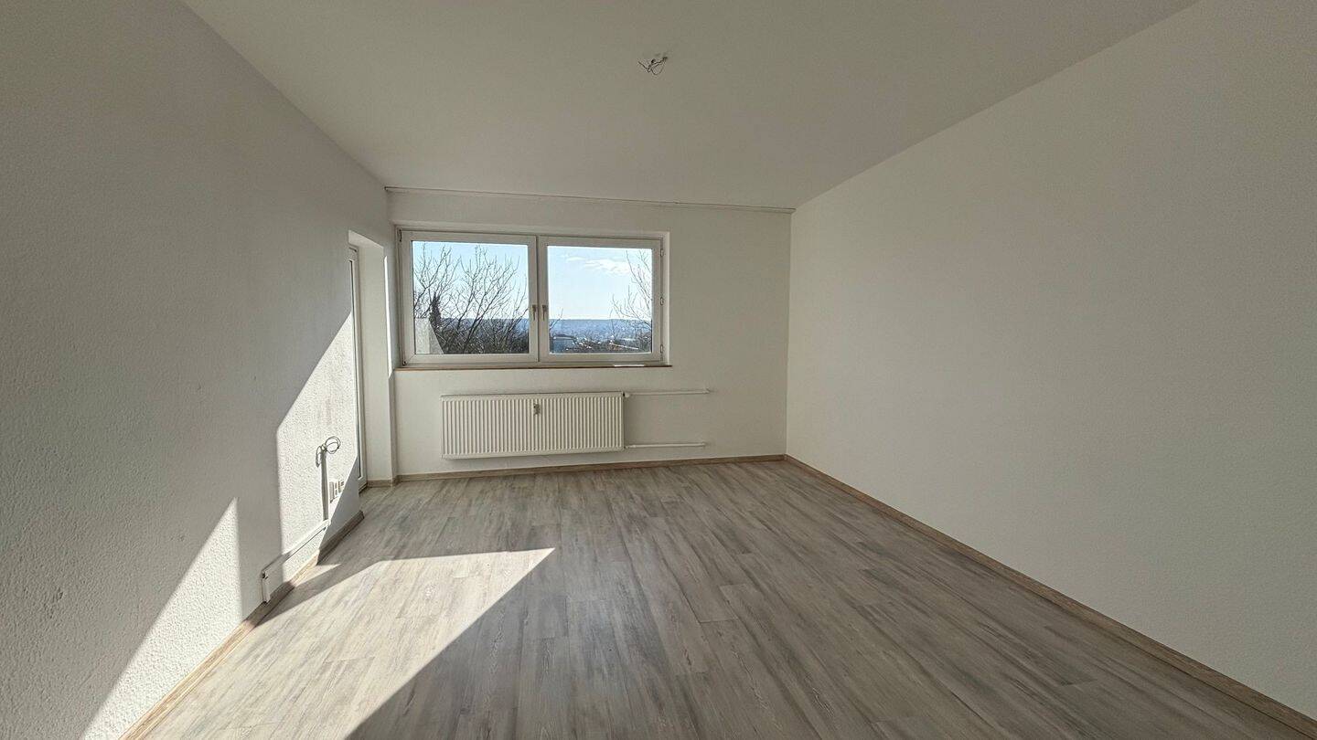 Wir renovieren für Sie! Helle 3- Zimmer Wohnung mit Balkon in Aplerbeck!, 44287 Dortmund (Aplerbeck Aplerbecker Mark Berghofen Schüren Sölde)