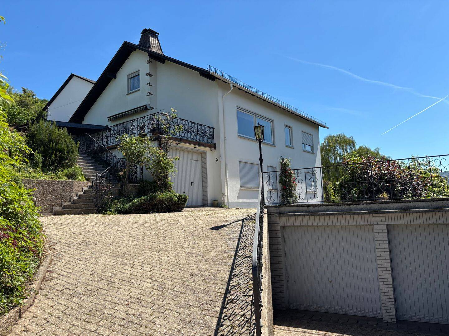 Einfamilienhaus mit Einliegerwohnung / Mehrgenerationenhaus, 56130 Bad Ems