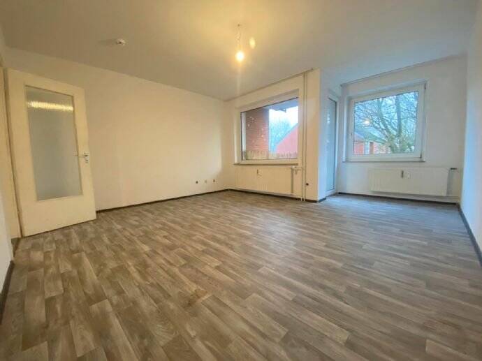 3 Zimmerwohnung mit Balkon in Esens zu vermieten!, 26427 Esens