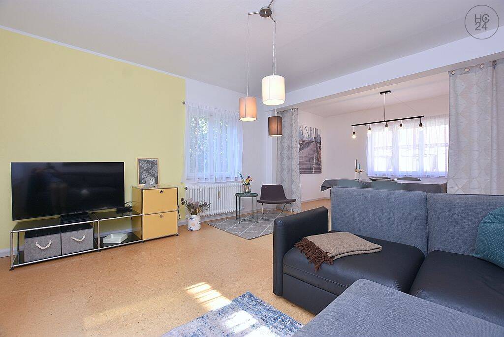 Modern möblierte Wohnung in zentraler Wohnlage mit PKW-Stellplatz im Hof in Stuttgart Mitte, 70182 Stuttgart (Mitte)